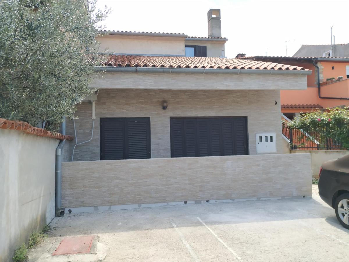 Apartmani Zlatko Пула Экстерьер фото