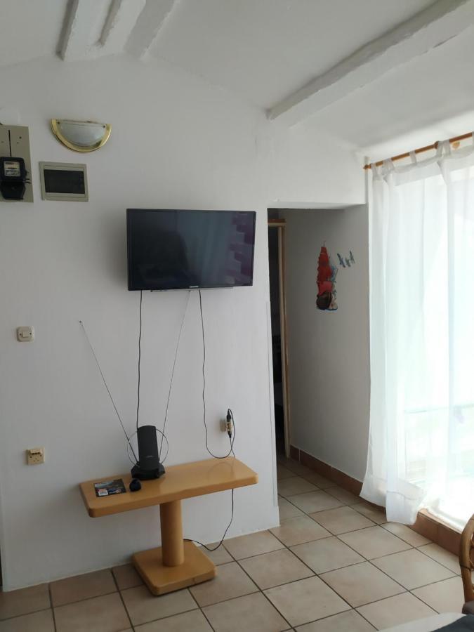 Apartmani Zlatko Пула Экстерьер фото