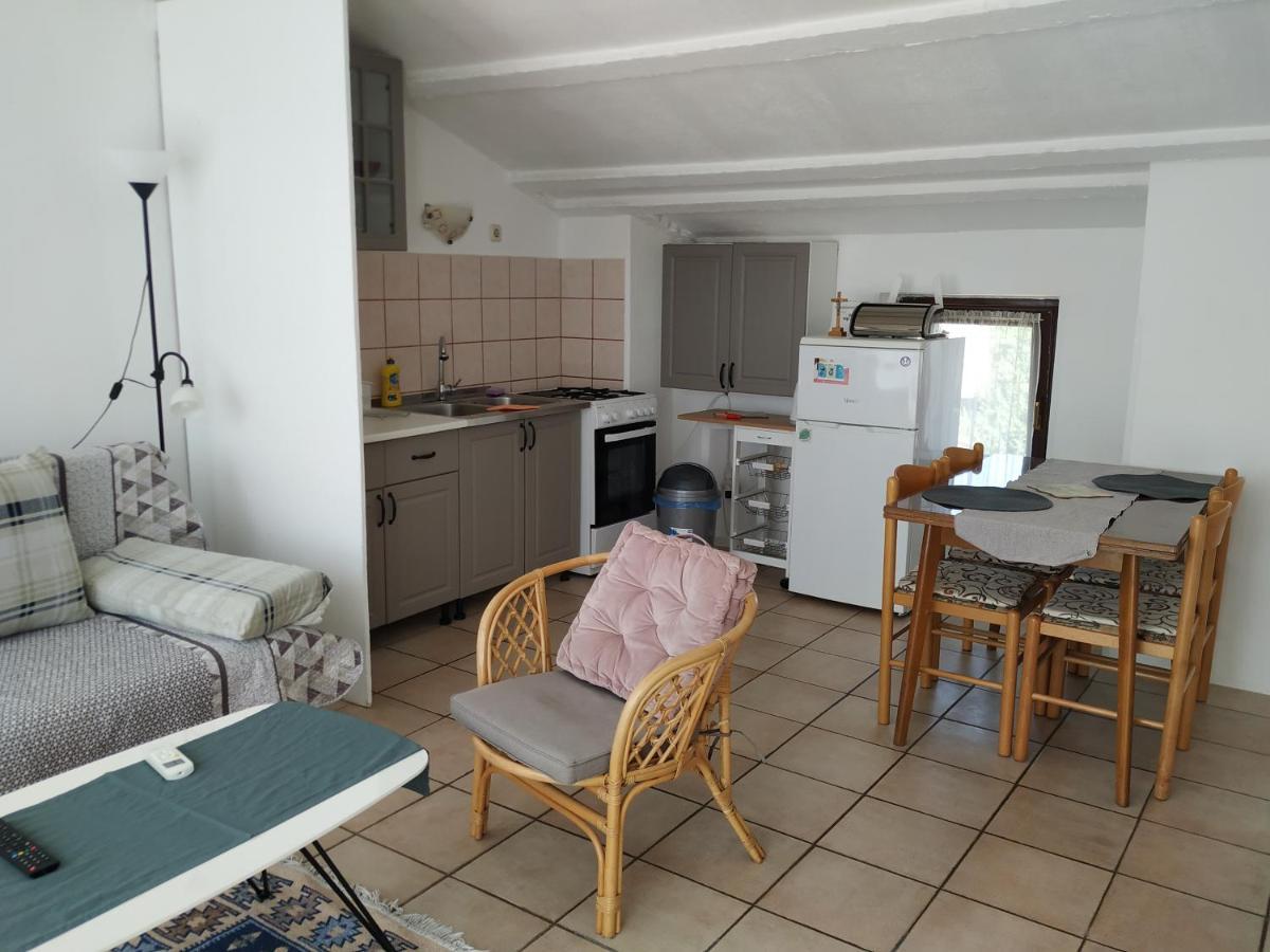 Apartmani Zlatko Пула Экстерьер фото